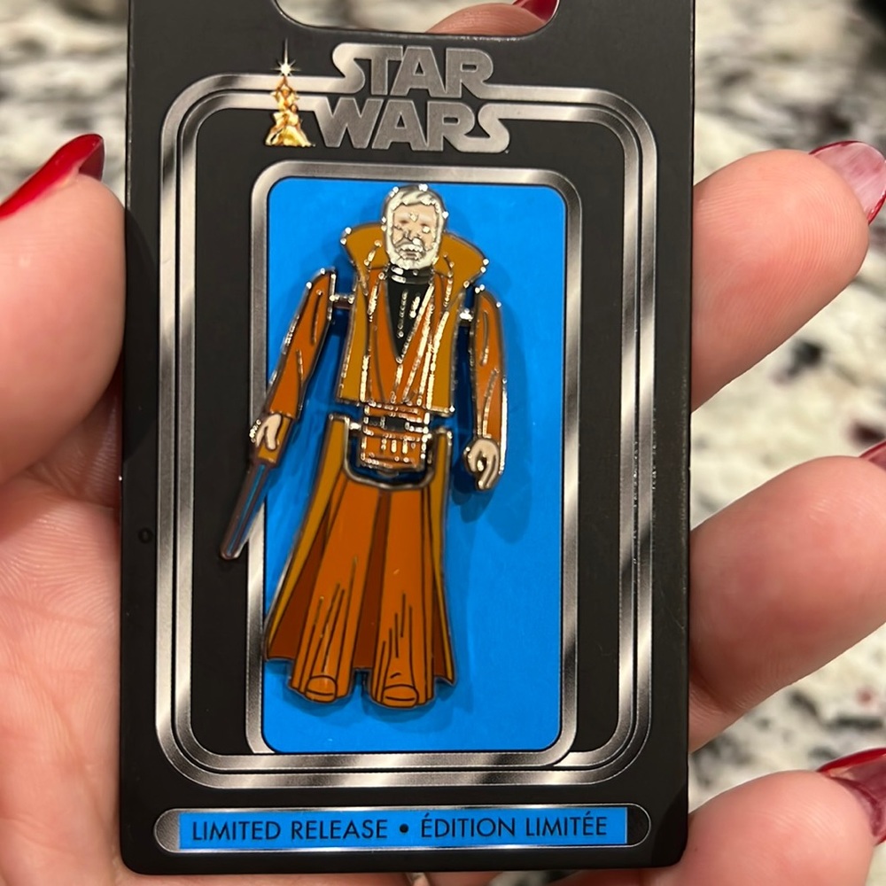 STAR WARS limited edition May the 4th pin (2022) obi wan kenobi